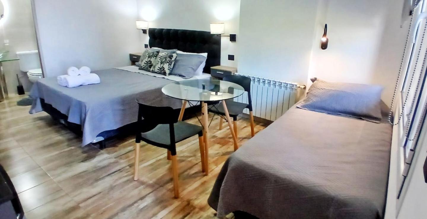 Las Victorias Suites Bariloche חדר תמונה